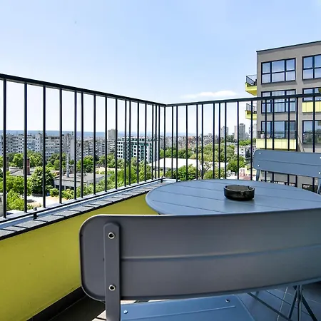 Apartment Azure View 2br Luxury - Free Parking