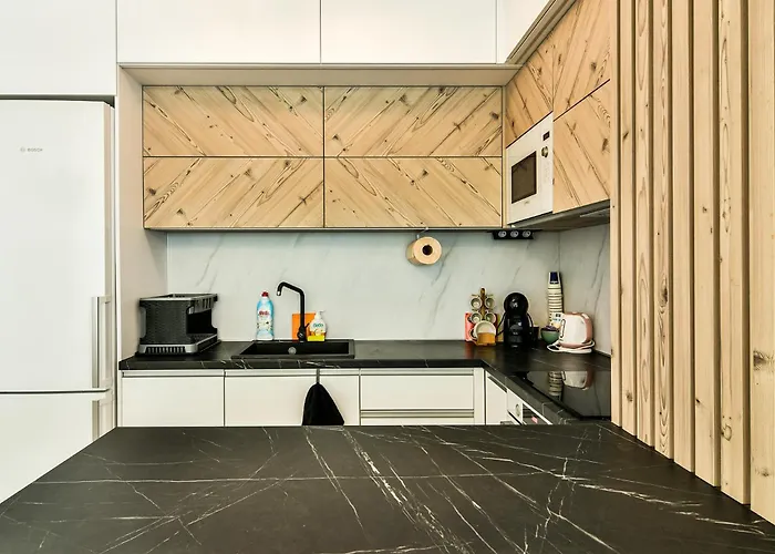 Apartment Azure View 2br Luxury - Free Parking *